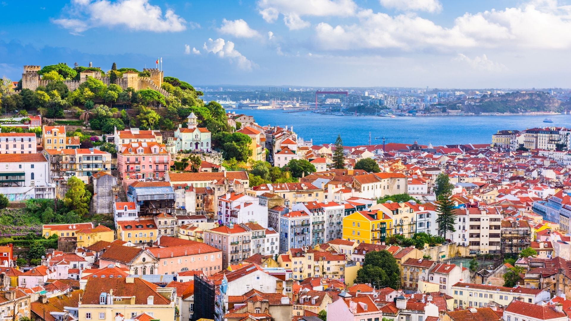 Lisbon đạt giải Tripadvisor “Best of the Best 2026”: Động lực mới cho ngành du lịch và đầu tư khách sạn tại Bồ Đào Nha