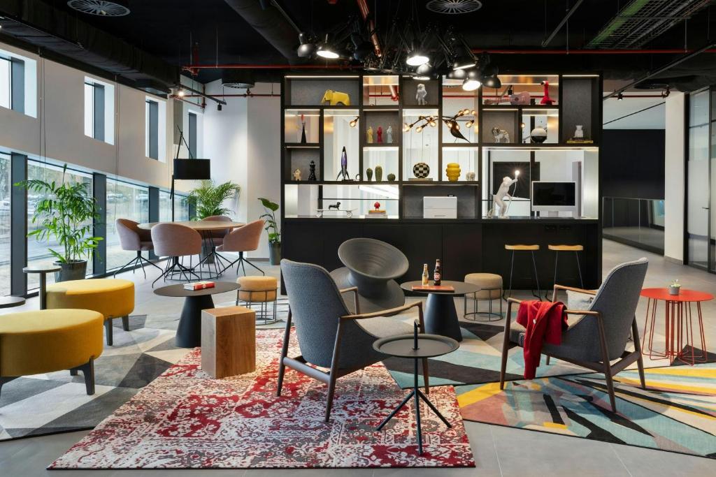 moxy 15