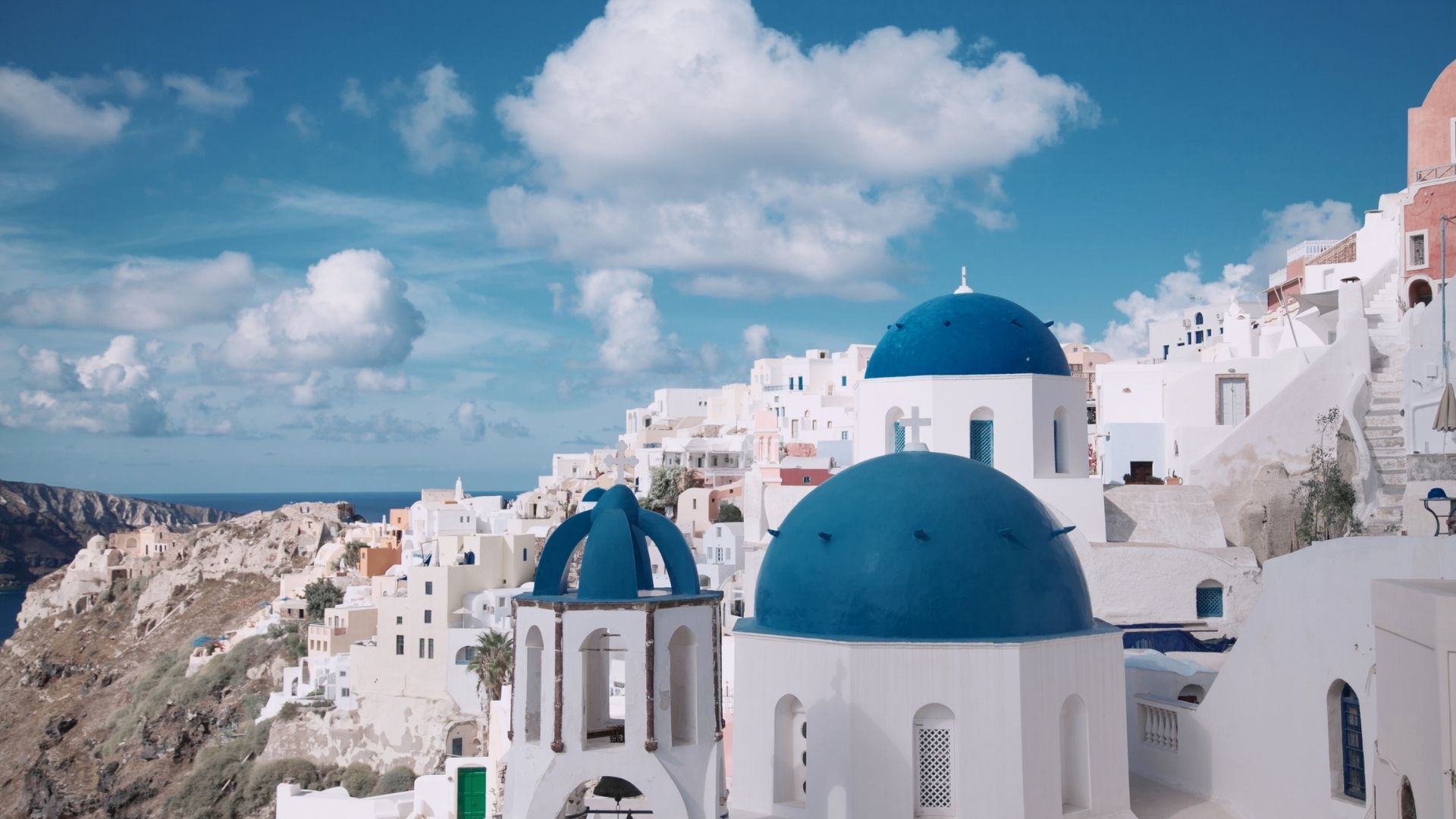 IMF updated: Greek house prices have risen 85% since 2017. What is driving the market?